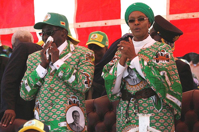 Im Herzen des goldenen Dreiecks - Zimbabwe Short Stories / Petina Gappah ger/engl 5 Grace Mugabe with Robert Mugabe 2013 08 04 11 53.jpeg