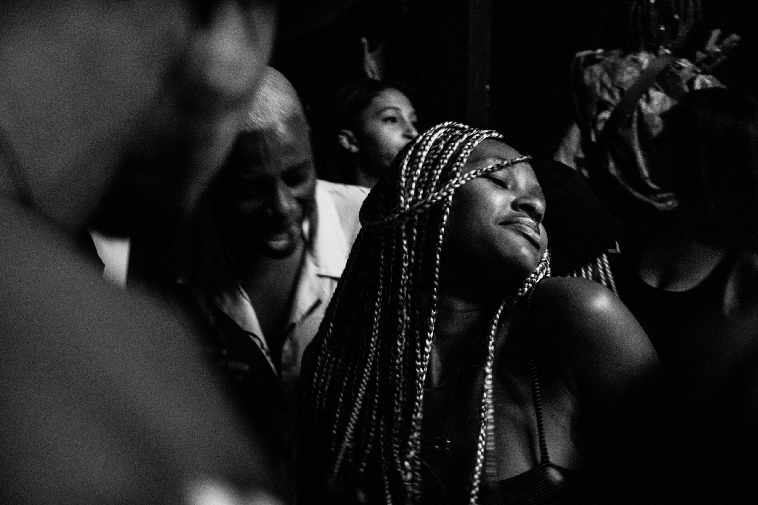 Midgroove_Inside Johannesburg Club Scene_Fotoserie von AndyMkosi 6 MID GROOVE AM 20 scaled