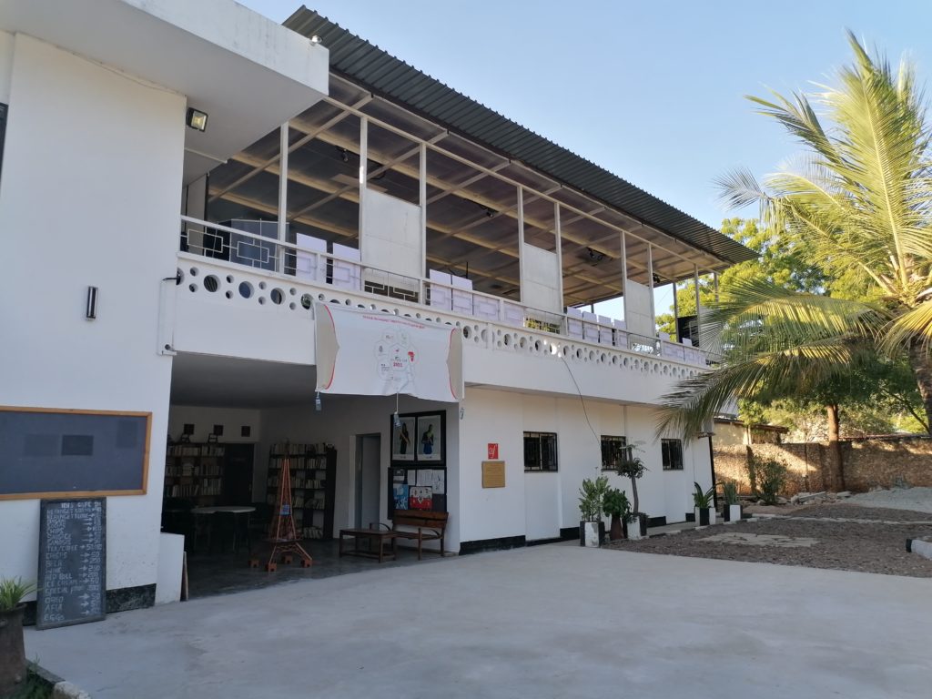 Heroe Book Fair 2021 in Mombasa - Ein Bericht - A Report 27 IMG 20210325 170221