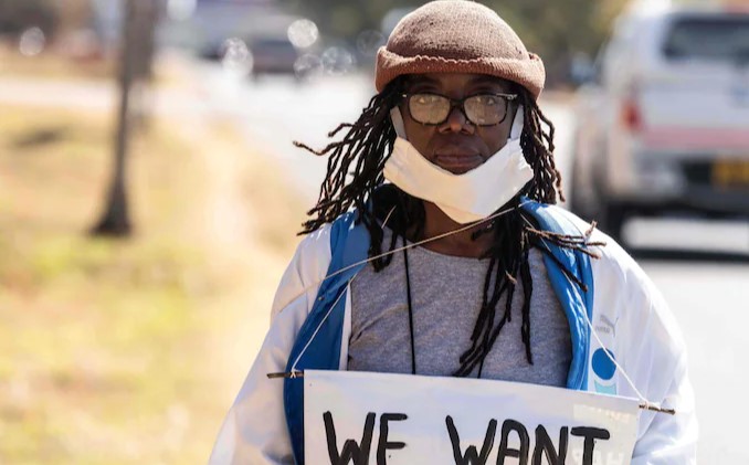 Tsitsi Dangarembga - Friedenspreis 2021_Portrait from shonatiger (Zimbabwe) 4 tsitsi arrested