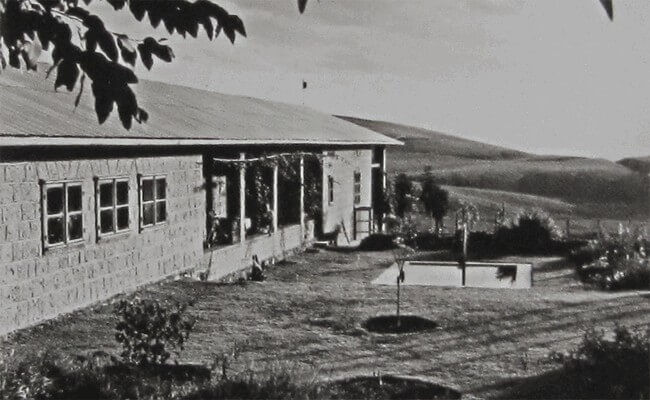 Progressive or colonial? Ernst May - A german urban planner in East Africa 6 Ernst May Farmhaus Meru Ernst may Gesellschaft